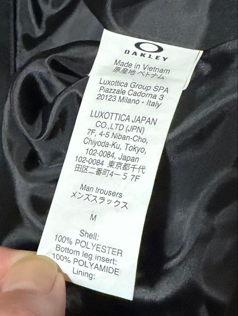 OAKLEY オークリー　ブラック スノーボードパンツ　M