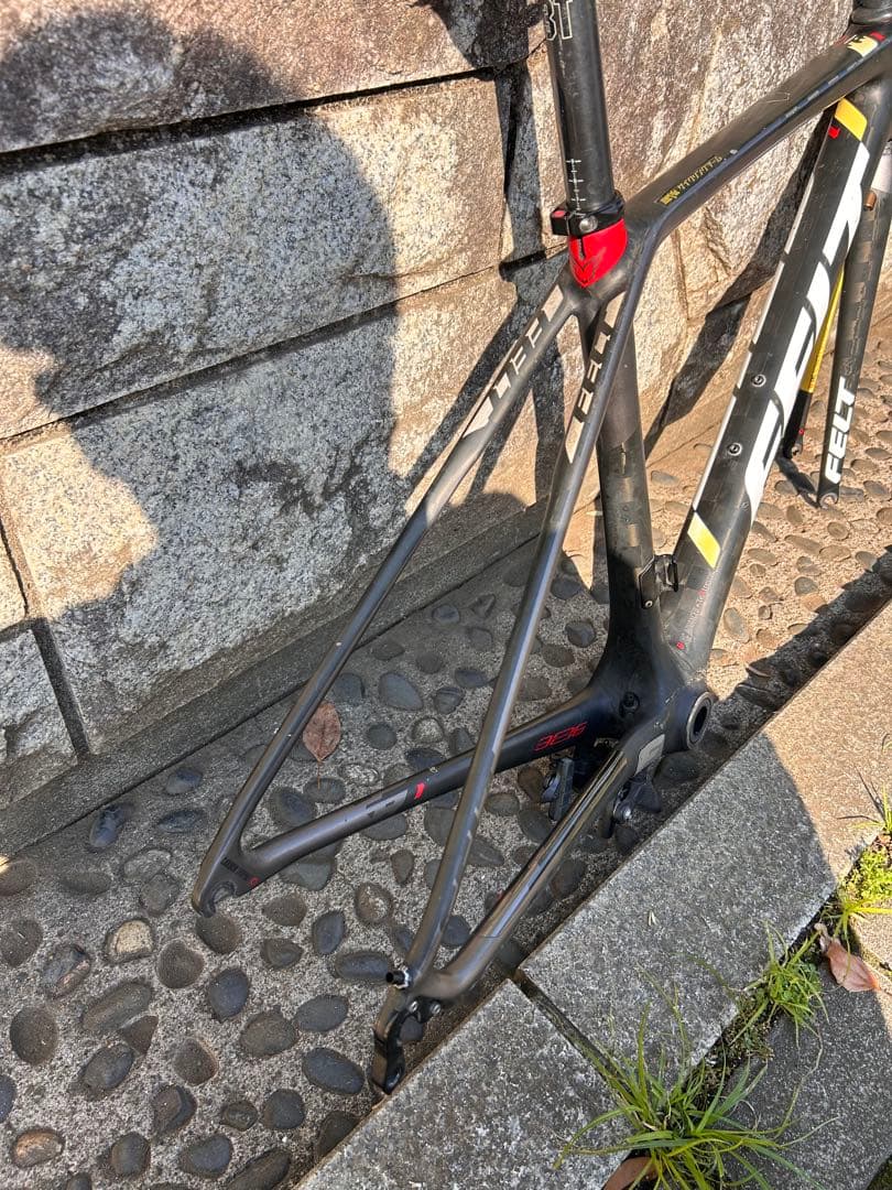 【値下げしました】FELT FR1 弱虫ペダルサイクリングチーム使用モデル！