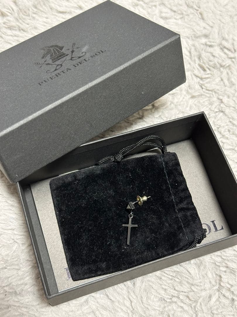 セカオワ深瀬着用　PUERTA DEL SOL クロスピアス