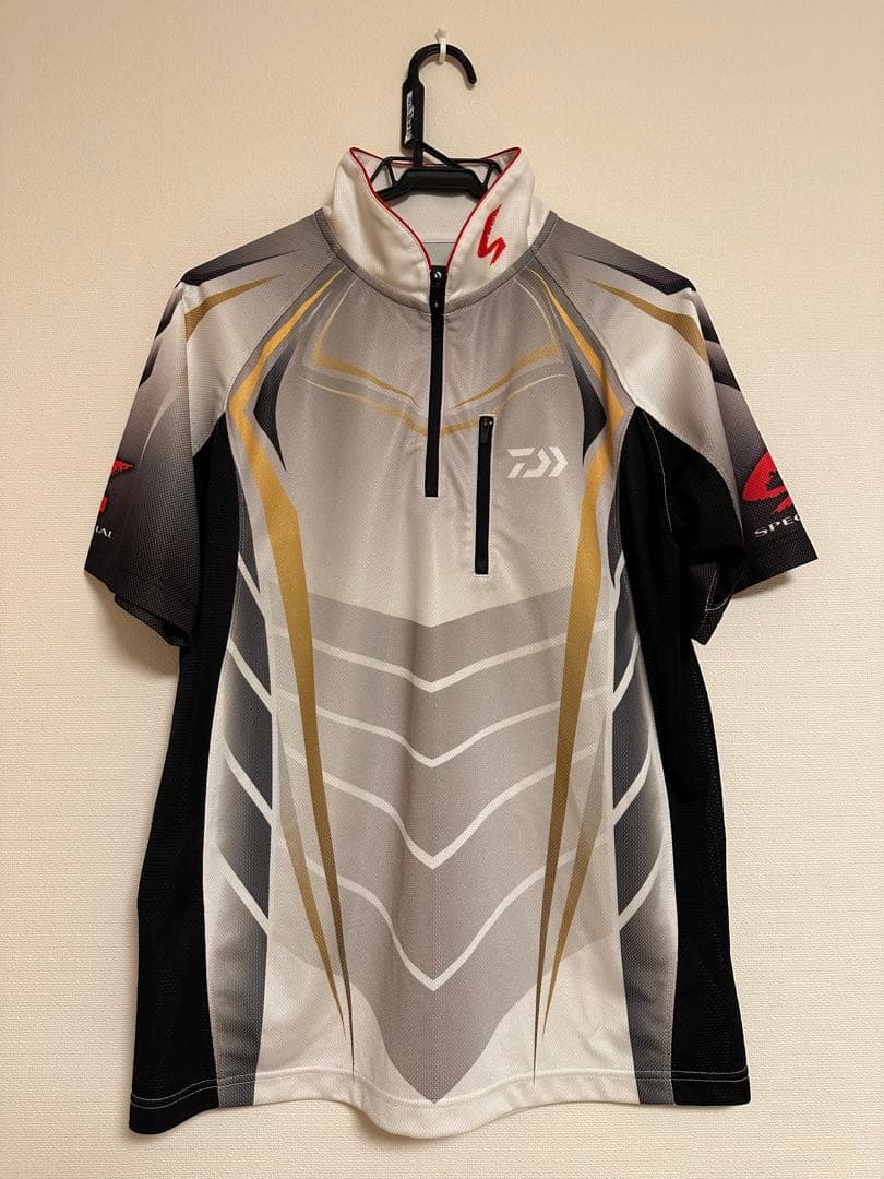 ダイワ　スペシャル　アイスドライ　ショートスリーブシャツ MサイズDE-7122