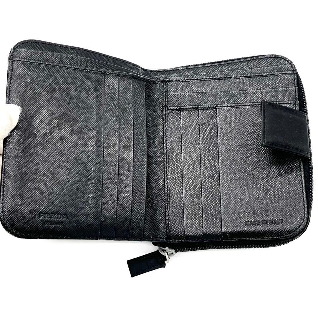 PRADA 二つ折り財布　ナイロン　三角プレート　シルバー　ブラック