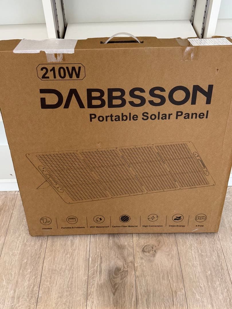 【人気】Dabbsson 210Wソーラーパネル 【新品未使用品】接続ケーブル付