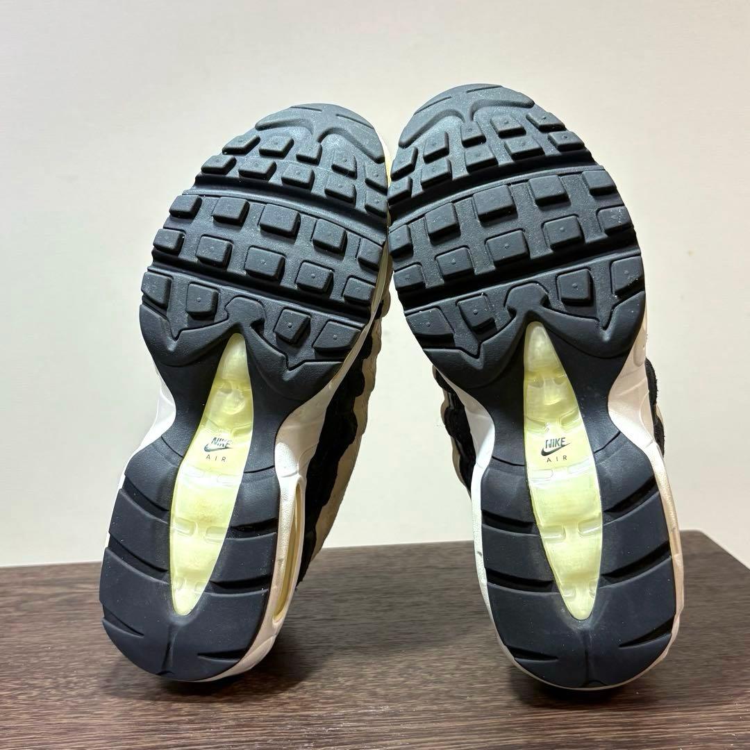 NIKE AIR MAX 95 PRM プレミアム　クリーム/ブラック