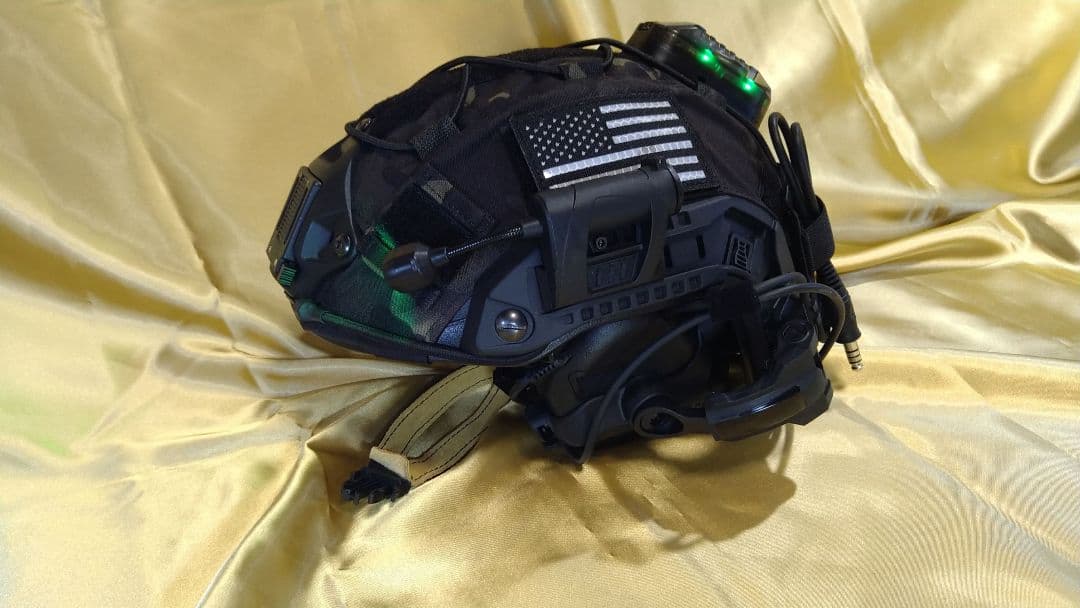 即使用可能EARMOR.M32PLUS他サバゲーブラック仕様ヘルメット★未使用品