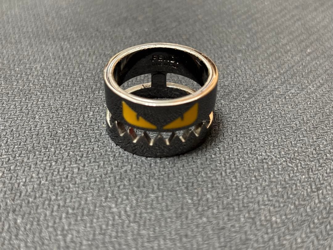 FENDI バグズ モンスター リング
