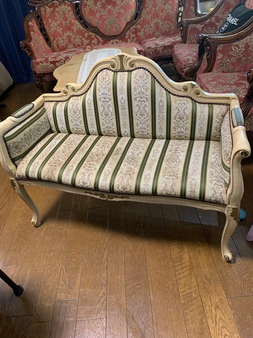 イタリア製2人用ソファ