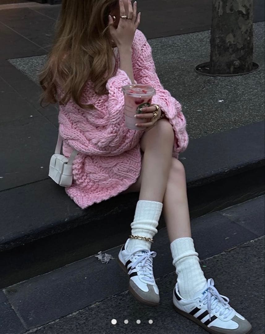 THE TOÉ Marais Handmade Knit