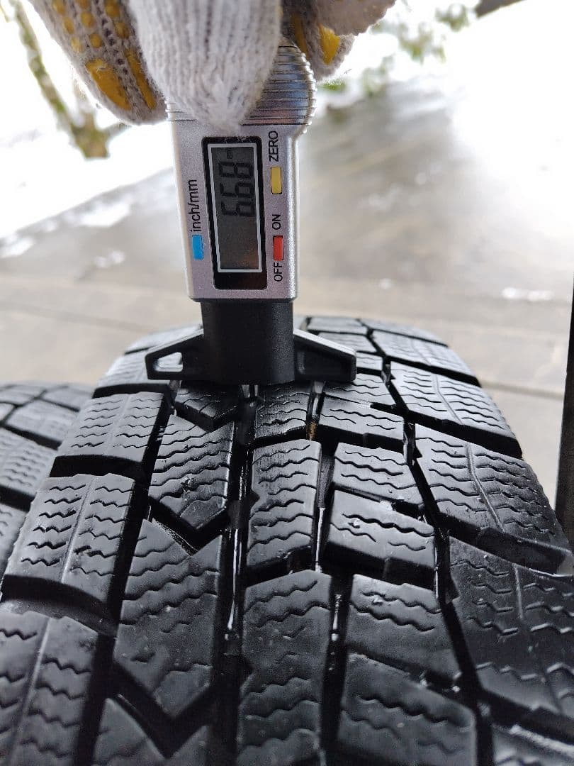 155/65R13、ダンロップ・WINTERMAXX・WM02、4本、送料込み