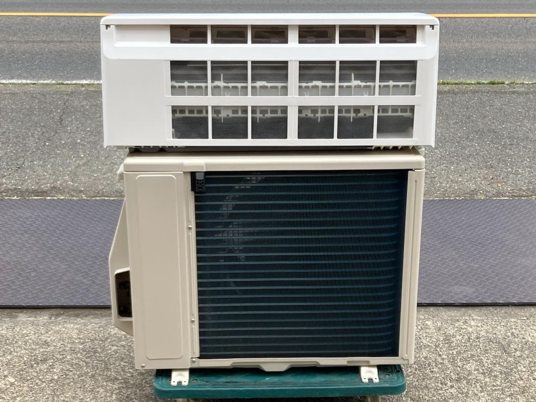愛知岐阜/送料込★美品★富士通　2.2kWエアコン　AS-228EE6　18年製