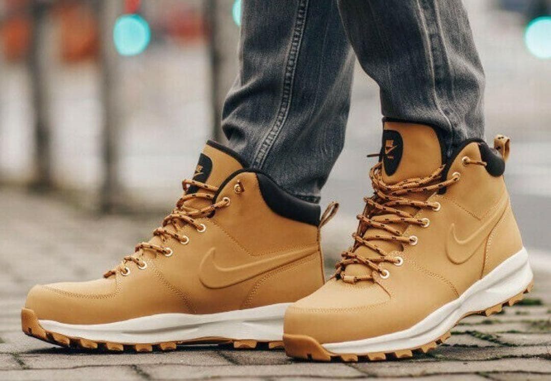 残り1足‼️新品‼️ NIKE ブーツ27.5cm エア フォース1’07 白