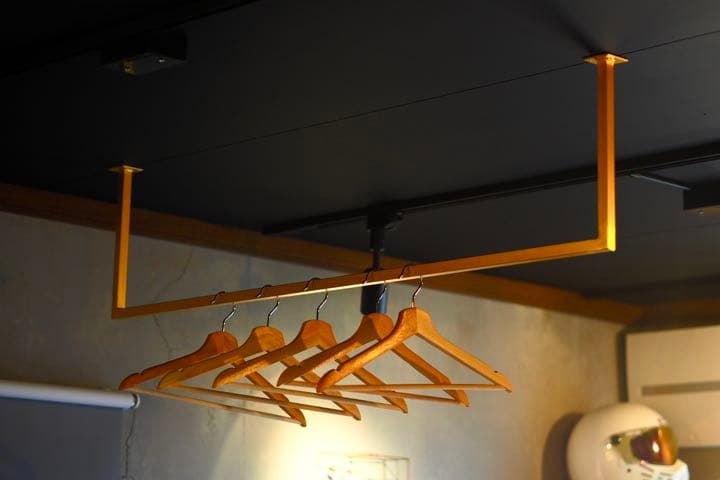 ハンガーラック　吊り下げ