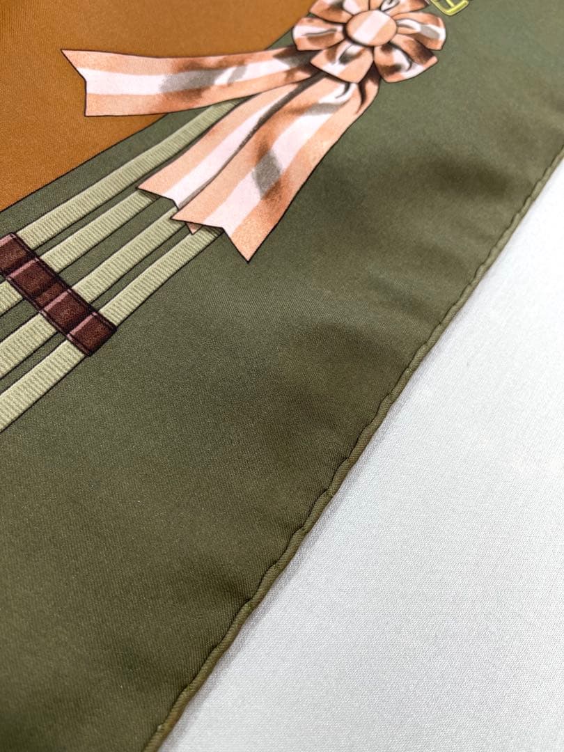 303 フランス製 エルメス HERMES JUMPING カレ 90 シルク