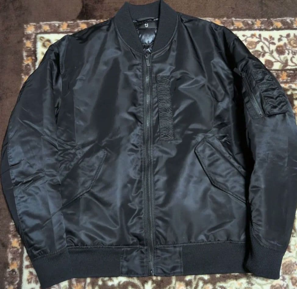 や*】様 3連休価格　初期モデルユニクロ+J ハイブリッドダウン オーバーサイズ