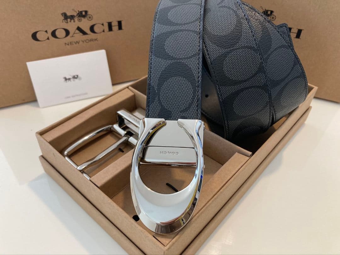 SALE♪コーチ　新品　シルバーバックル　リバーシブルシグネチャーベルト