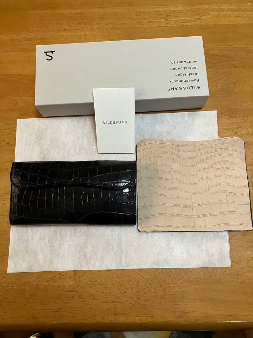 WILD SWANS WAVE クロコダイルレザー 長財布　ナイルクロコ