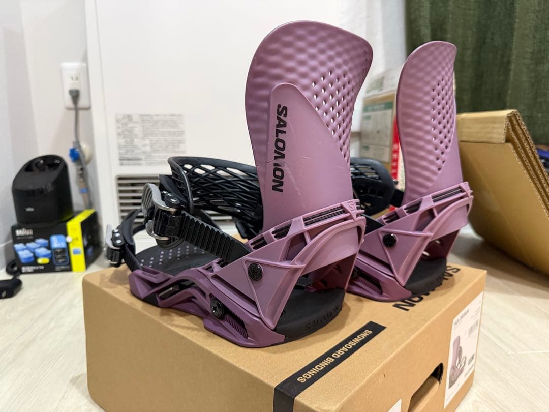 SALOMON HOLOGRAM 24-25 Mサイズ 箱&保証書付