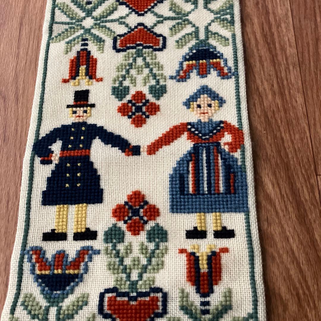 北欧ビンテージ　北欧刺繍　大型タペストリー