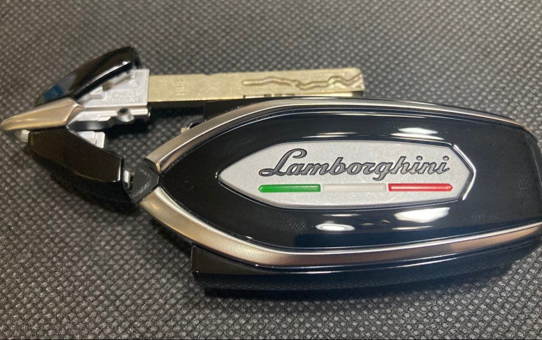 ランボルギーニ 次世代 最新型 純正 リモコンキー 新品未使用