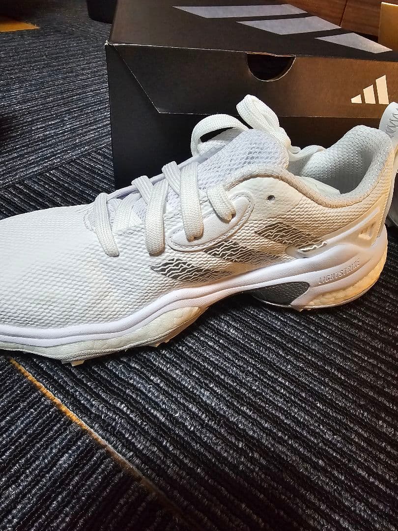 新品 アディダス　コードカオス 25 22.0cm レディース ゴルフシューズ