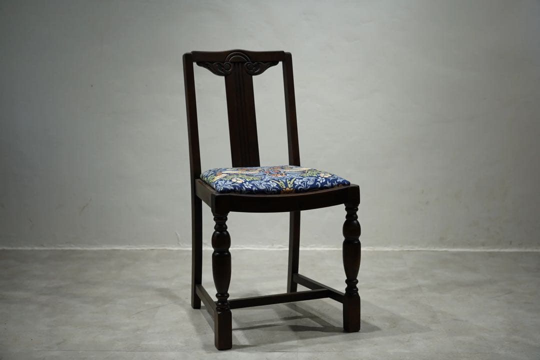 英国アンティーク　ウィリアムモリス　オーク材　1930年　チェア　椅子
