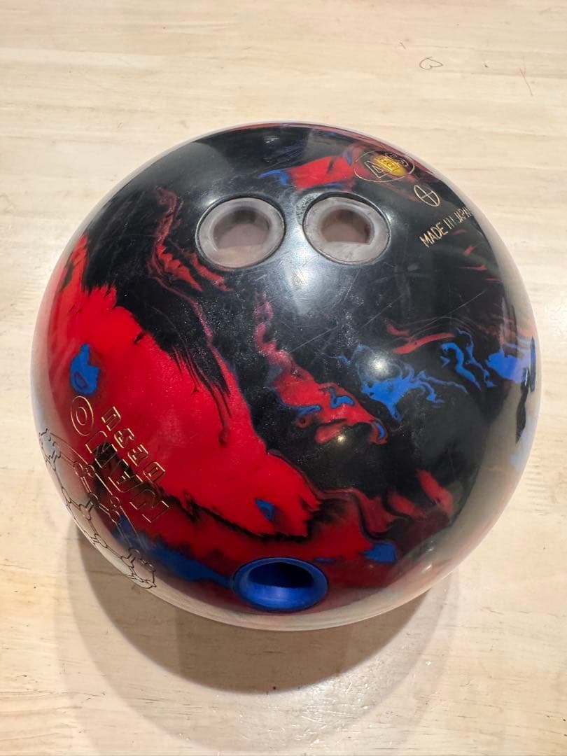 Accu-Line Tour Premium VII ボウリングボール