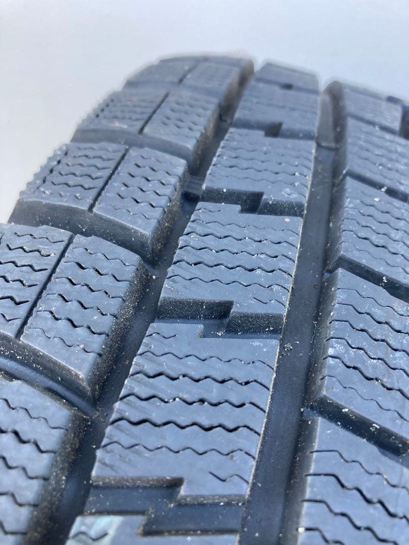 DUNLOP スタッドレスタイヤ 195/65R15 4本ホイール付セット　中古