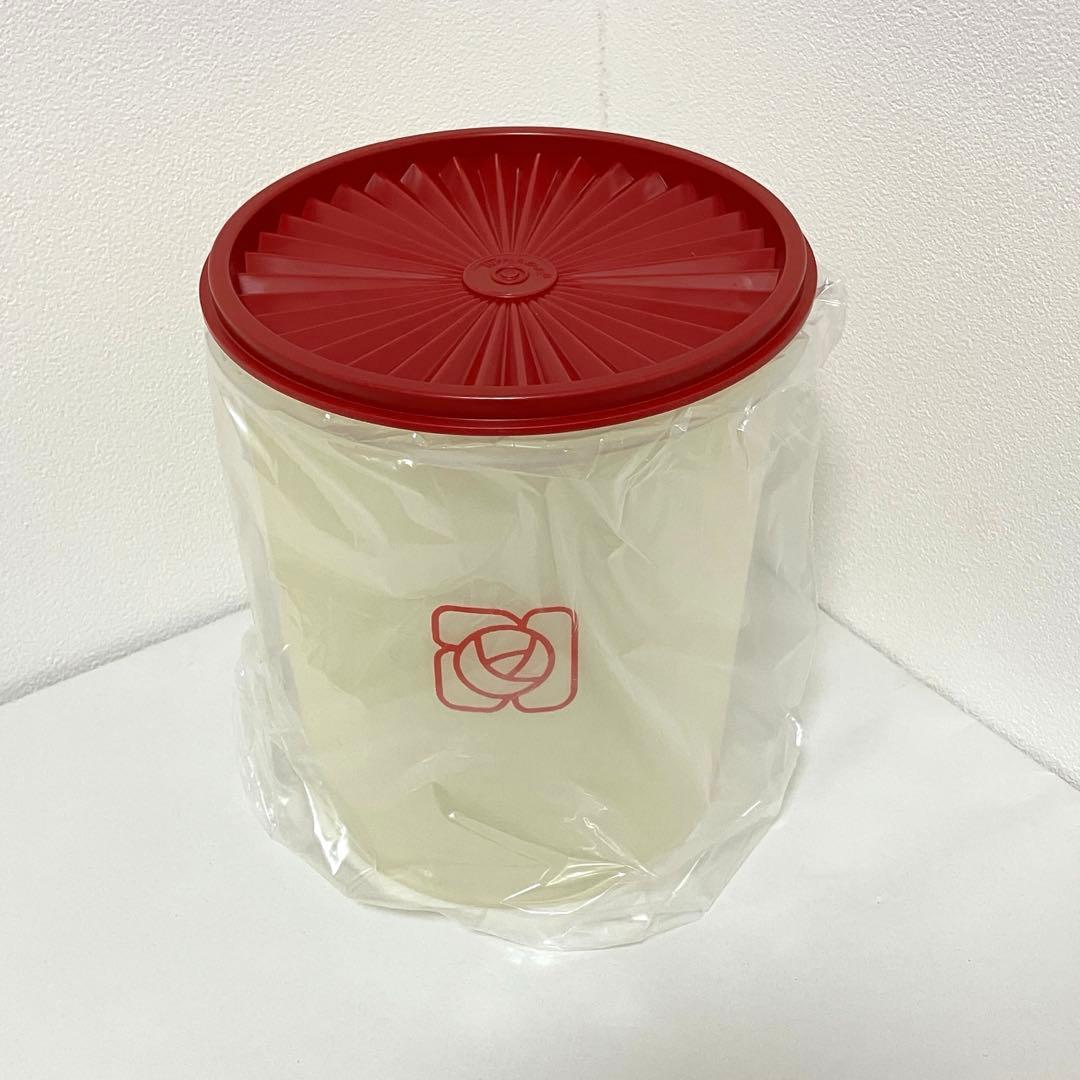 【新品未使用】タッパーウェア 食品保存容器 マキシデコレーター 4個セット