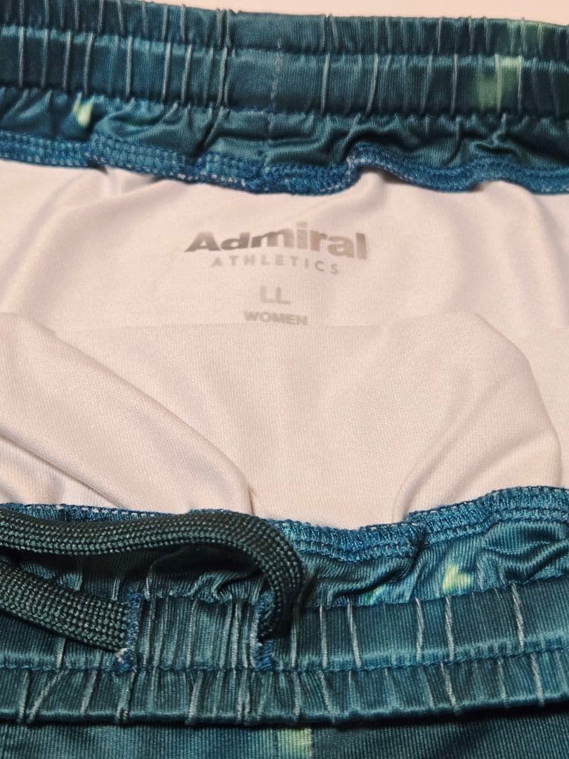 こ*り様 【Admiral】スリットヘムグラフィックTEE& グラフィックスコー