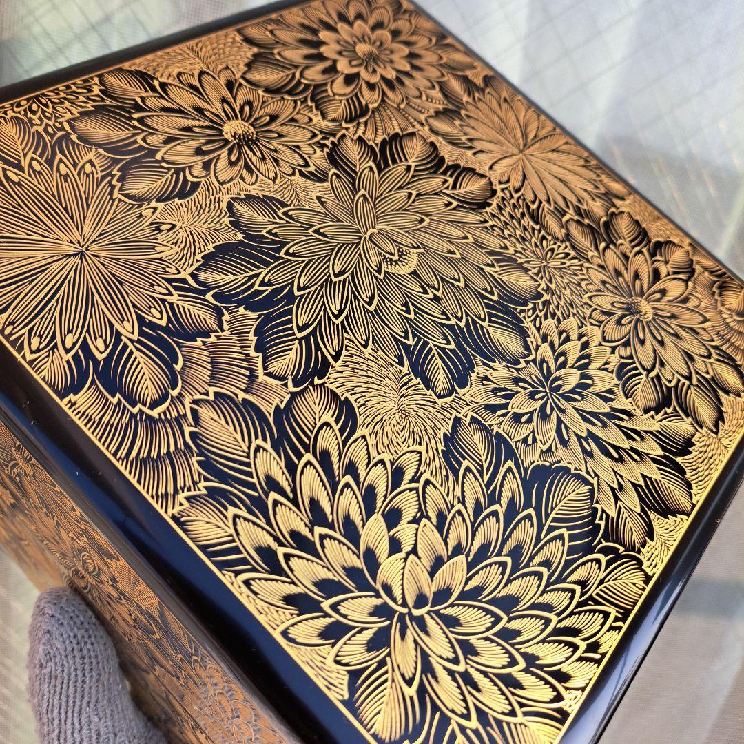 専用まとめ品 【輪島塗　7寸\"2段重箱】布着本堅地　 菊彫り詰め沈金　長期保管品