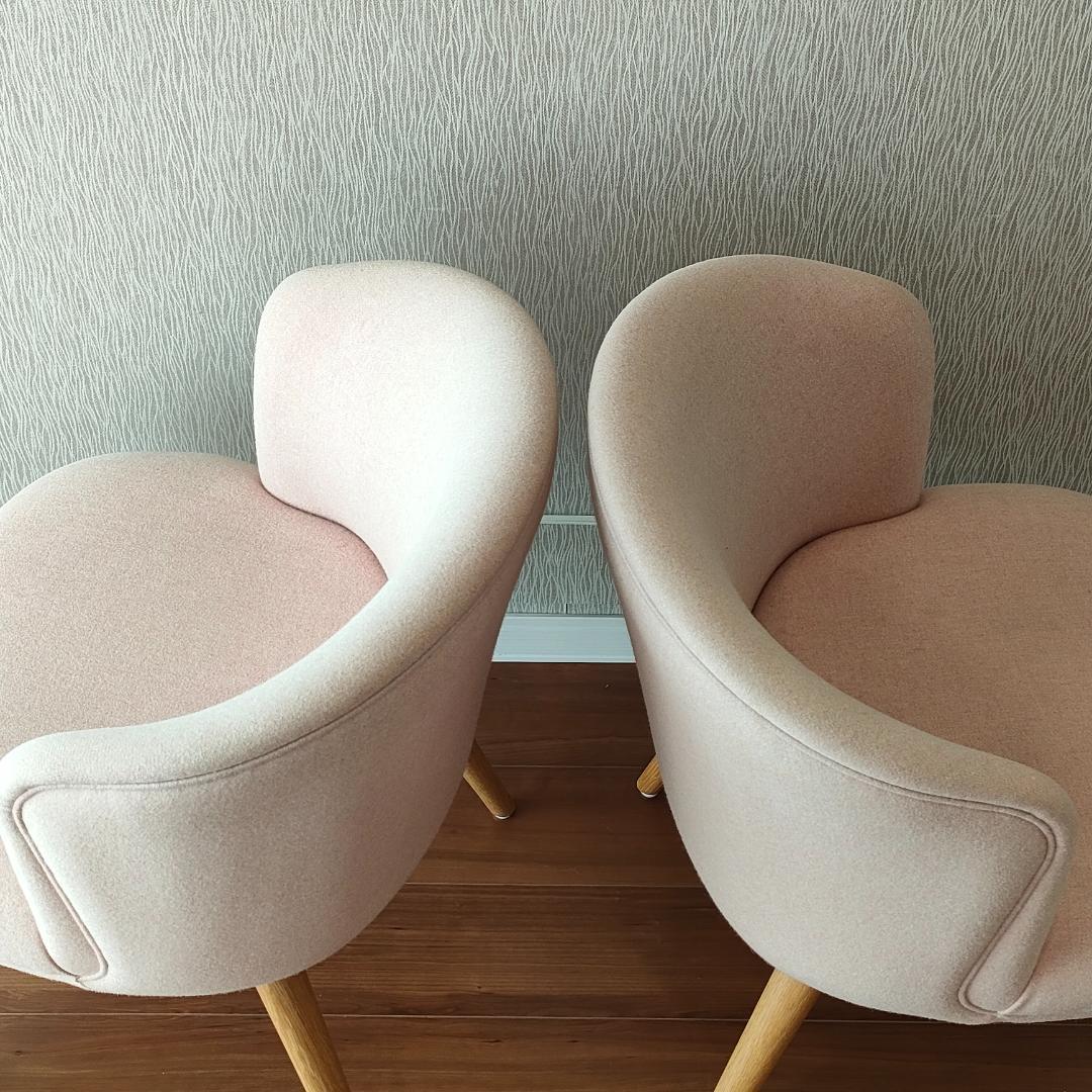 シャルロット・ビルトゲン　デザイナーズチェア　2脚セット　1脚定価7万