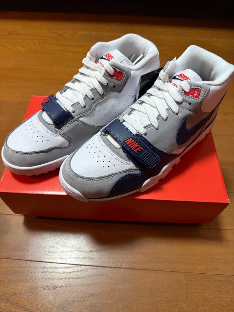 靴 NIKE AIR TRAINER 1