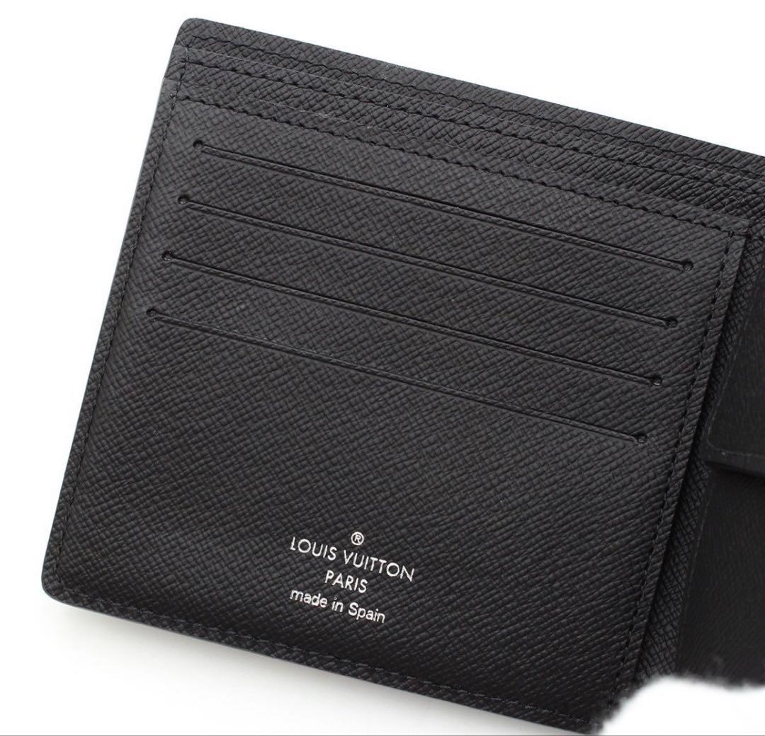 E2418 未使用!! ルイヴィトン エピ ポルトフォイユ・マルコ 二つ折財布