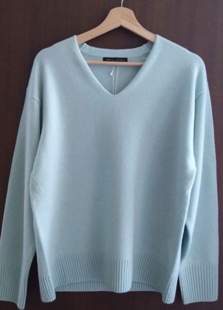 最終価格⭐️今期23区⭐️カシミヤブレンド Vネックニット