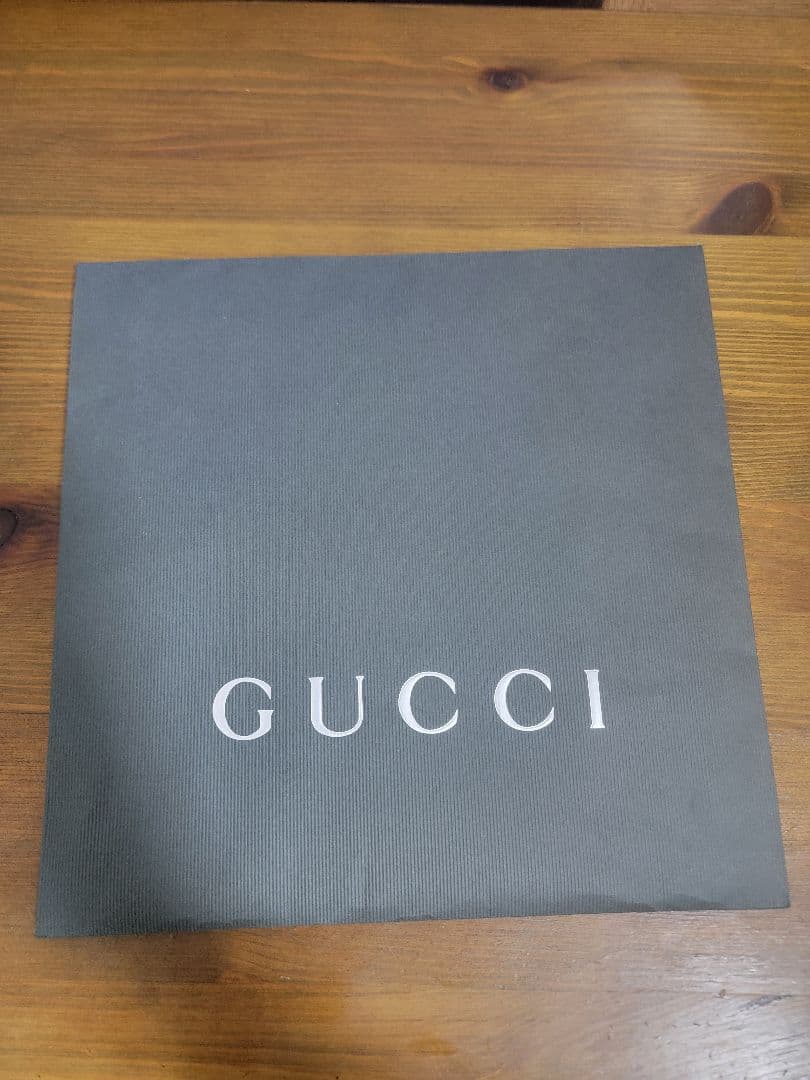 GUCCI 花柄シルクスカーフ ブラウン系