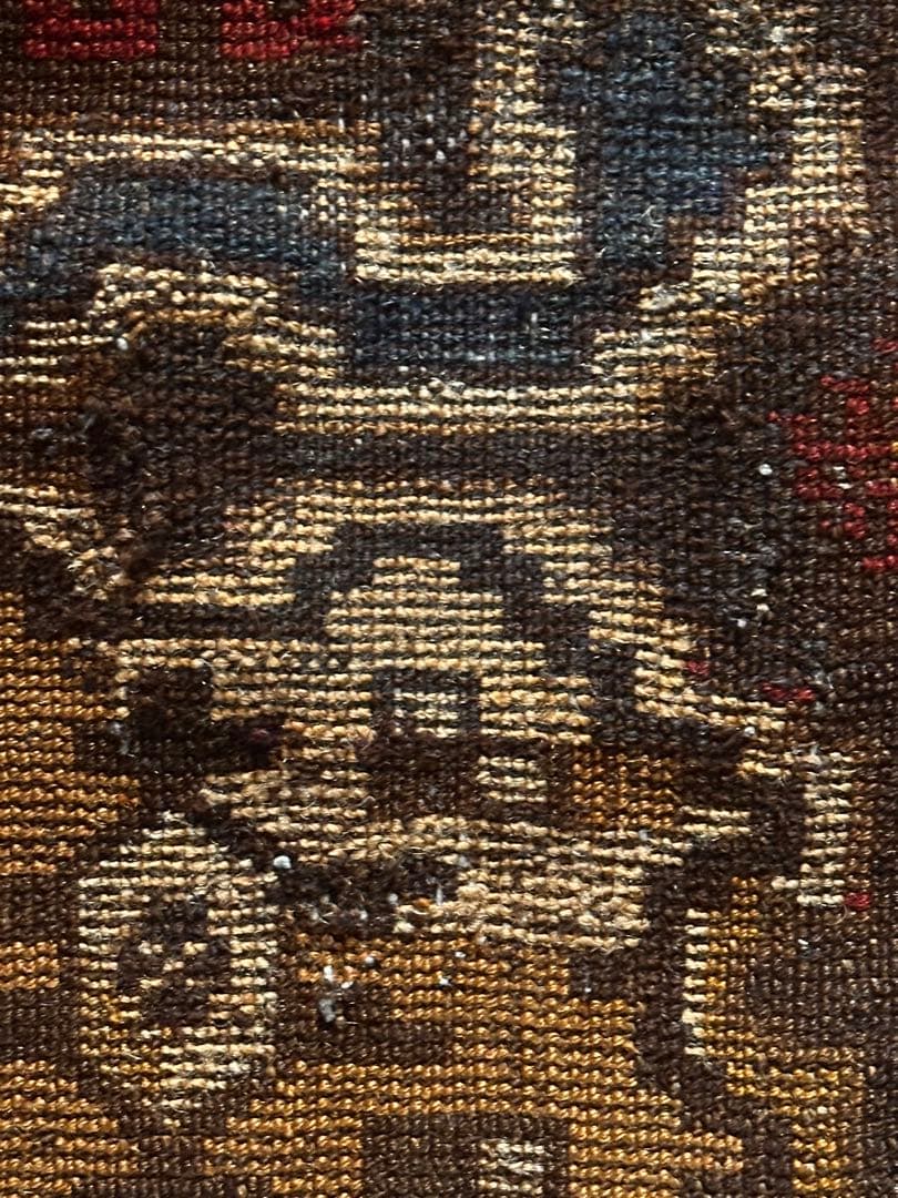 トライバルラグ　ヴィンテージラグ　アンティークラグ　トルクメン　プリミティブ