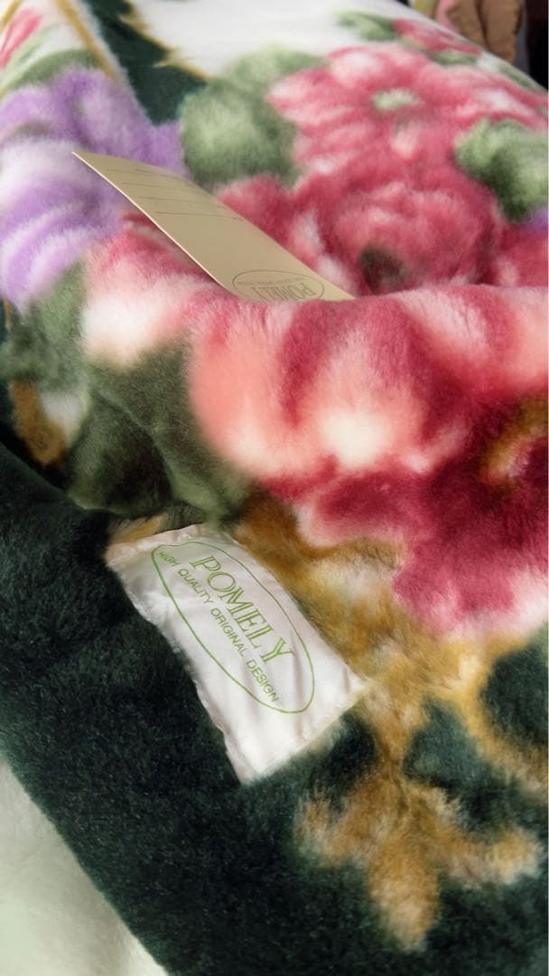 POMELY ポメリー　二枚合わせ 極暖 高級アクリル毛布 肌ざわり なめらか