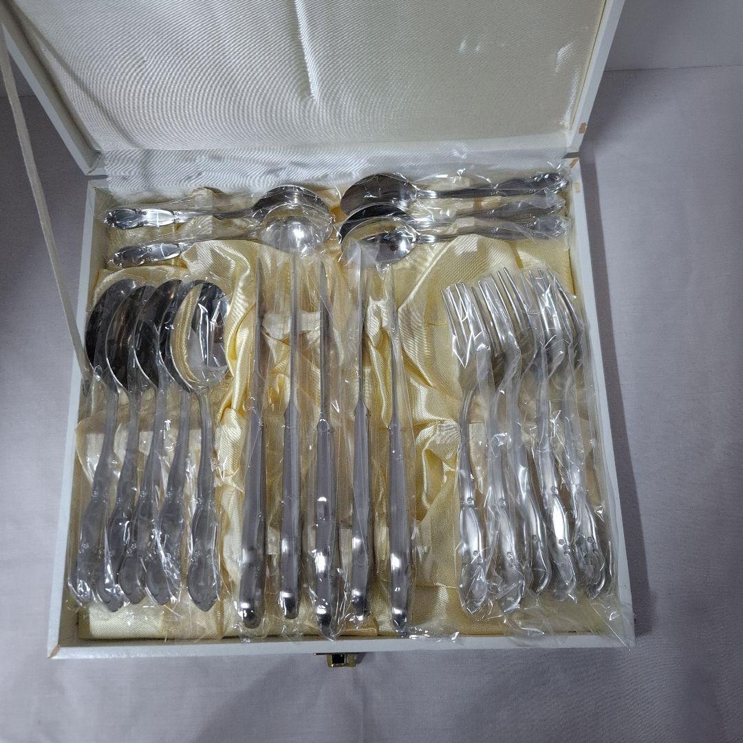 Noritake 20点カトラリーセット