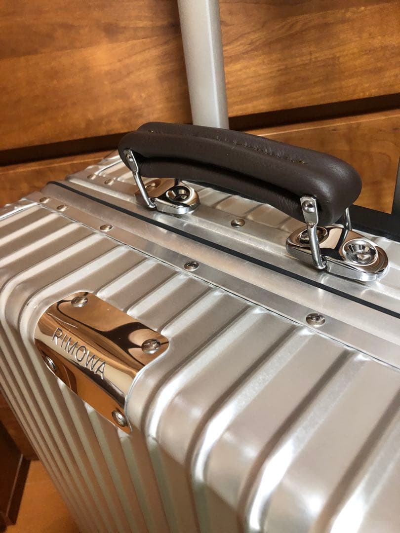 ☆ 極美品☆RIMOWAリモワ　Classc キャビンS 定価は226,600円