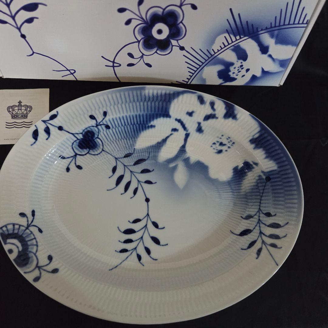 新品未使用ロイヤルコペンハーゲン　メガローズ36.5cmプレート