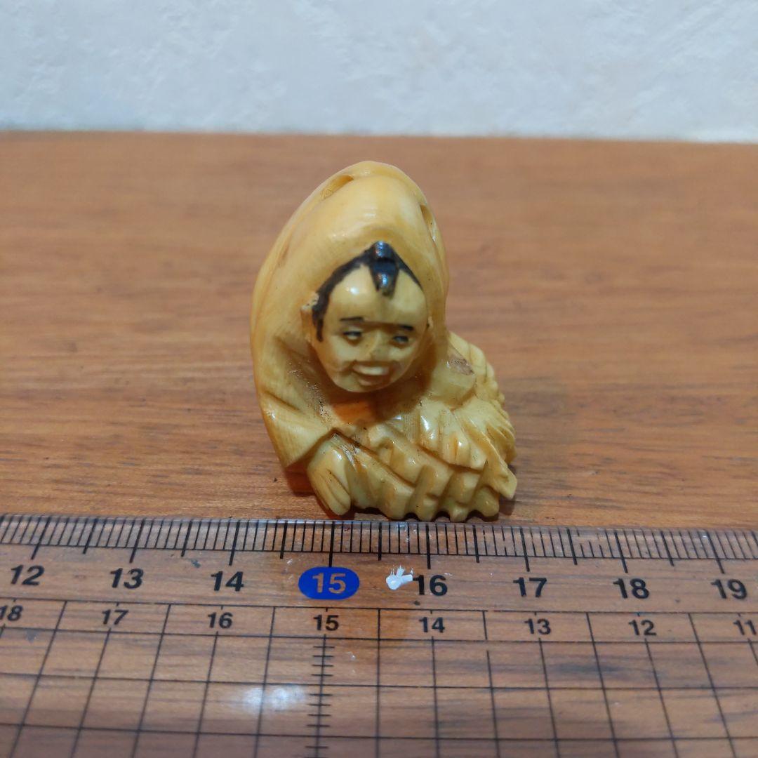 時代提物 人物根付 天然素材 在銘【江戸 薪売り人】高さ約3.5m 重さ約19ｇ