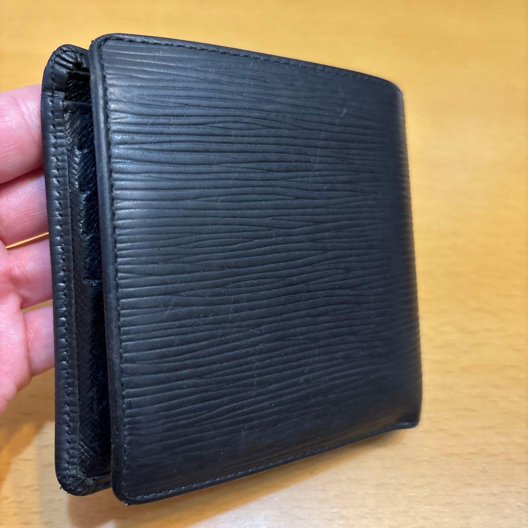 ルイヴィトン　二つ折財布　エピ黒