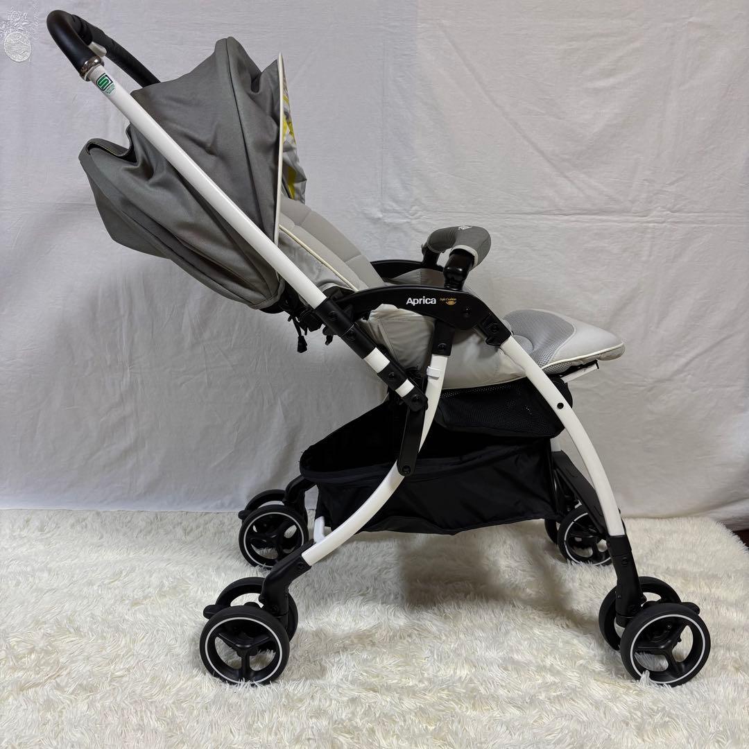 【極美品】Aprica アップリカ ラクーナ ソファークッション ベビーカー