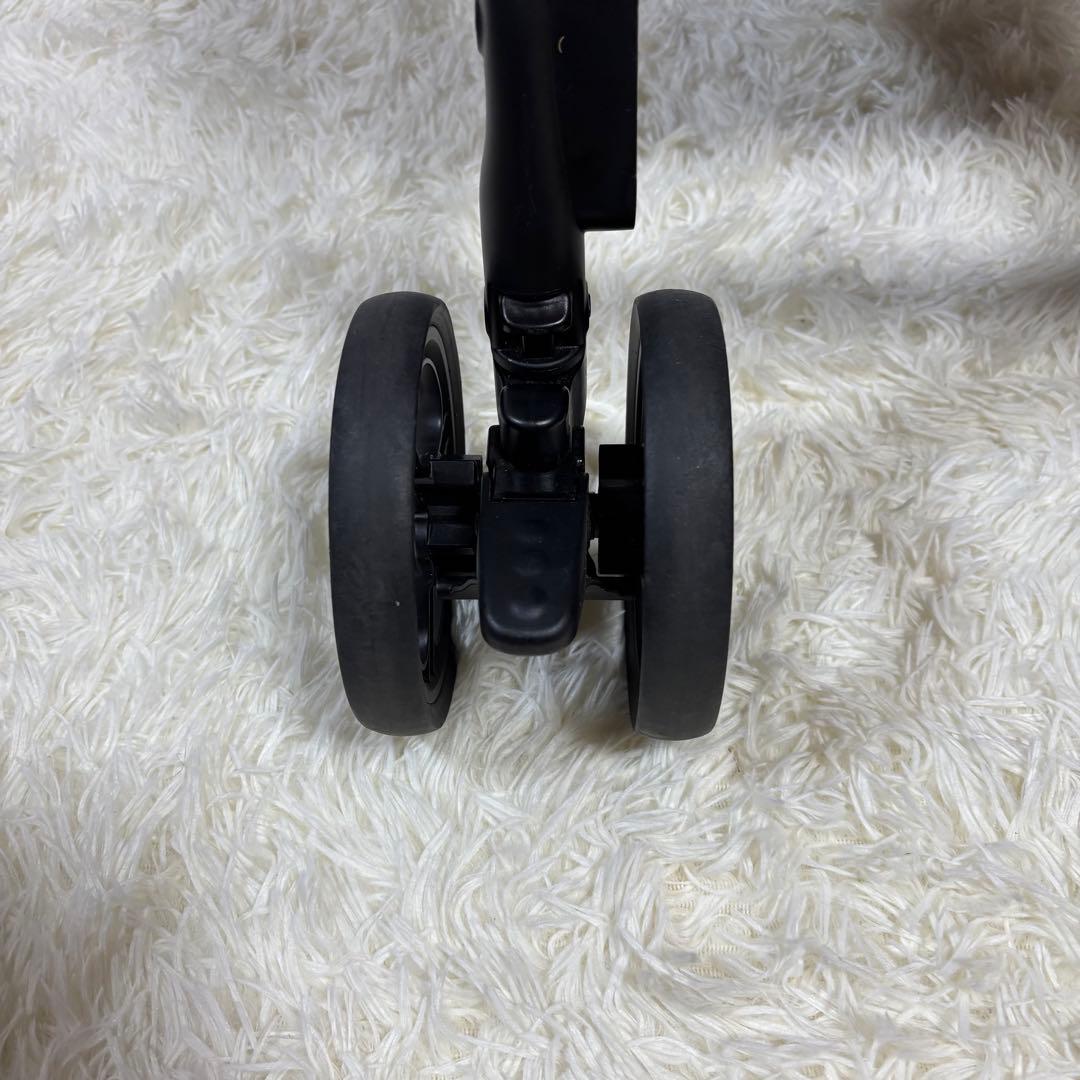 【極美品】Aprica アップリカ ラクーナ ソファークッション ベビーカー