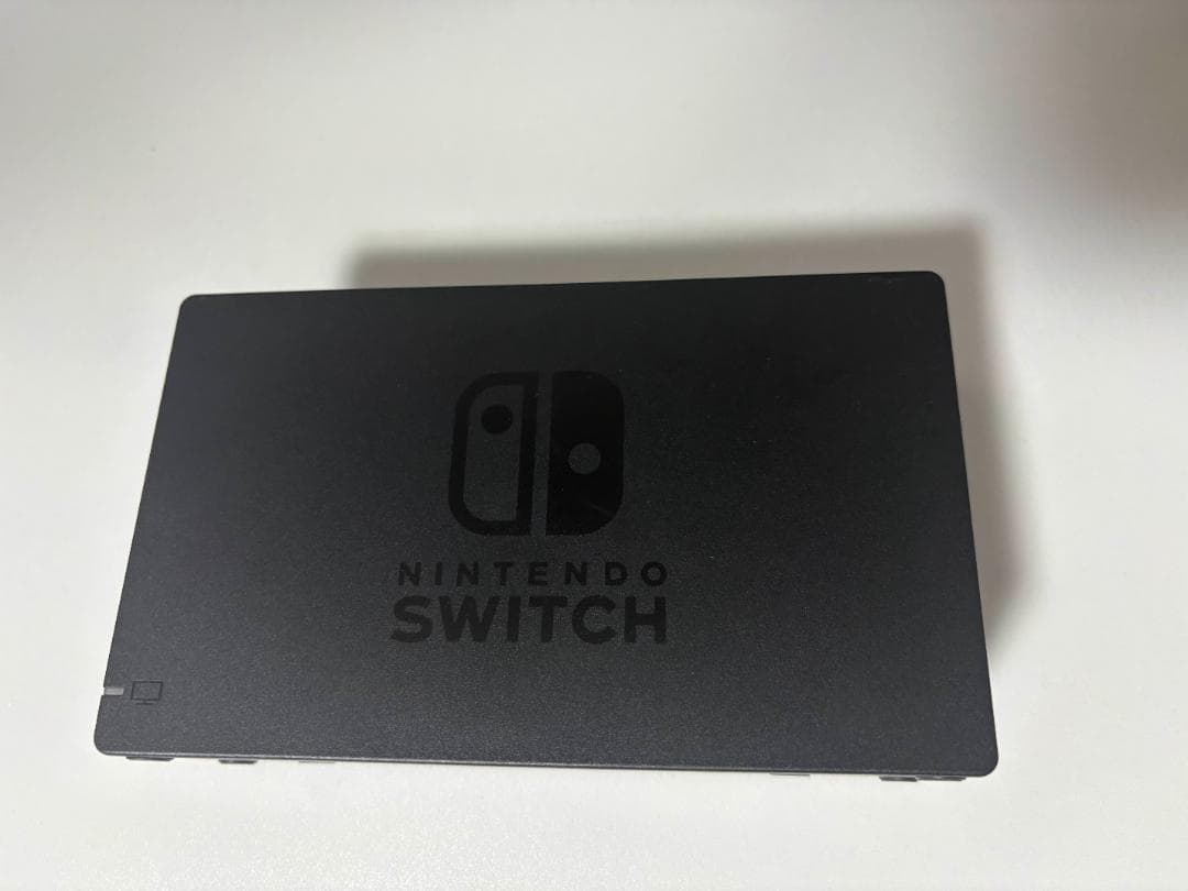 美品 Nintendo Switch 本体（ネオンブルー/レッド）