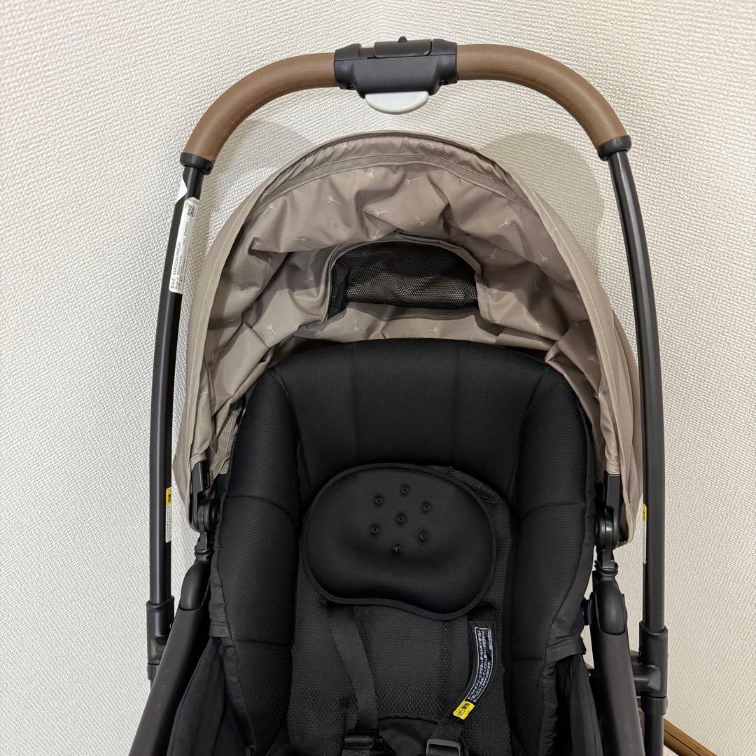 【美品】Aprica2024年モデル カルーンエアーメッシュ　両対面　軽量