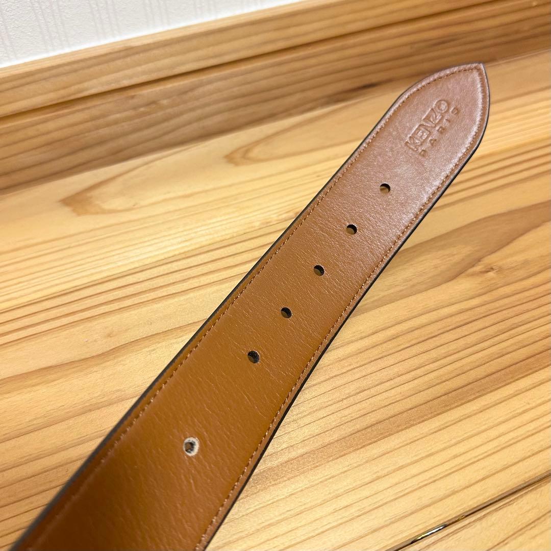 KENZO 花型バックル レザーベルト　ボケの花