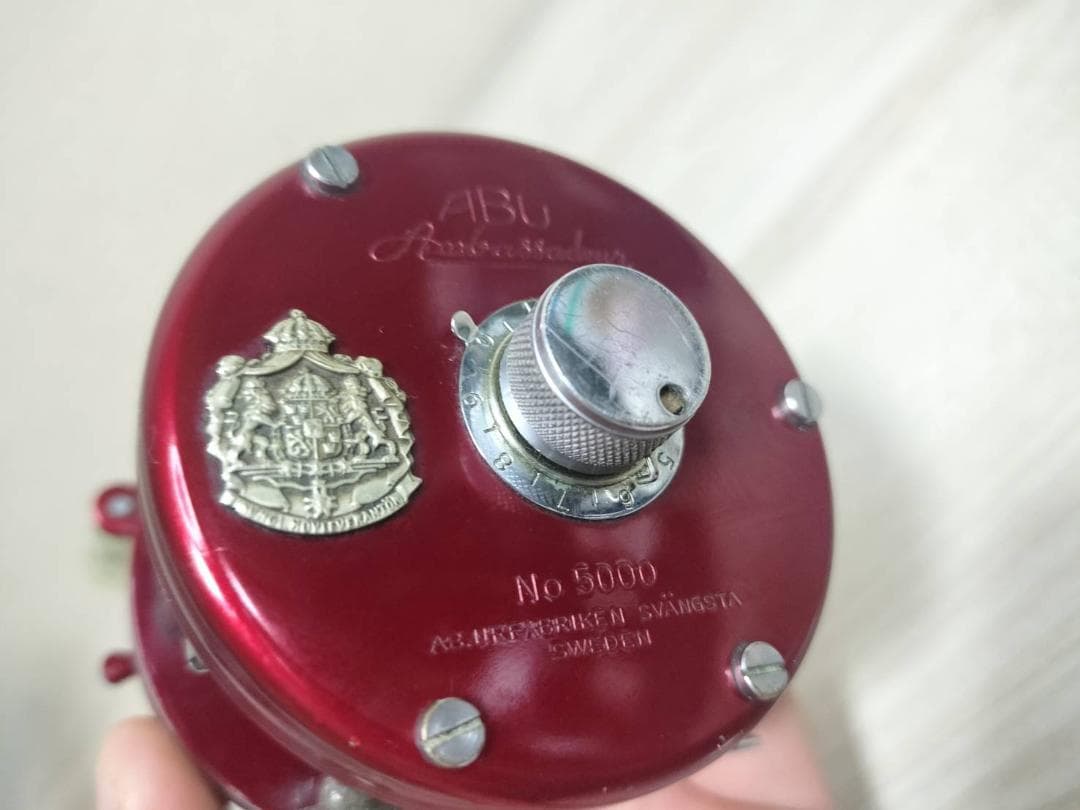 ABU GARCIA アブ アンバサダー 5000　4ネジビンテージリール　濃赤