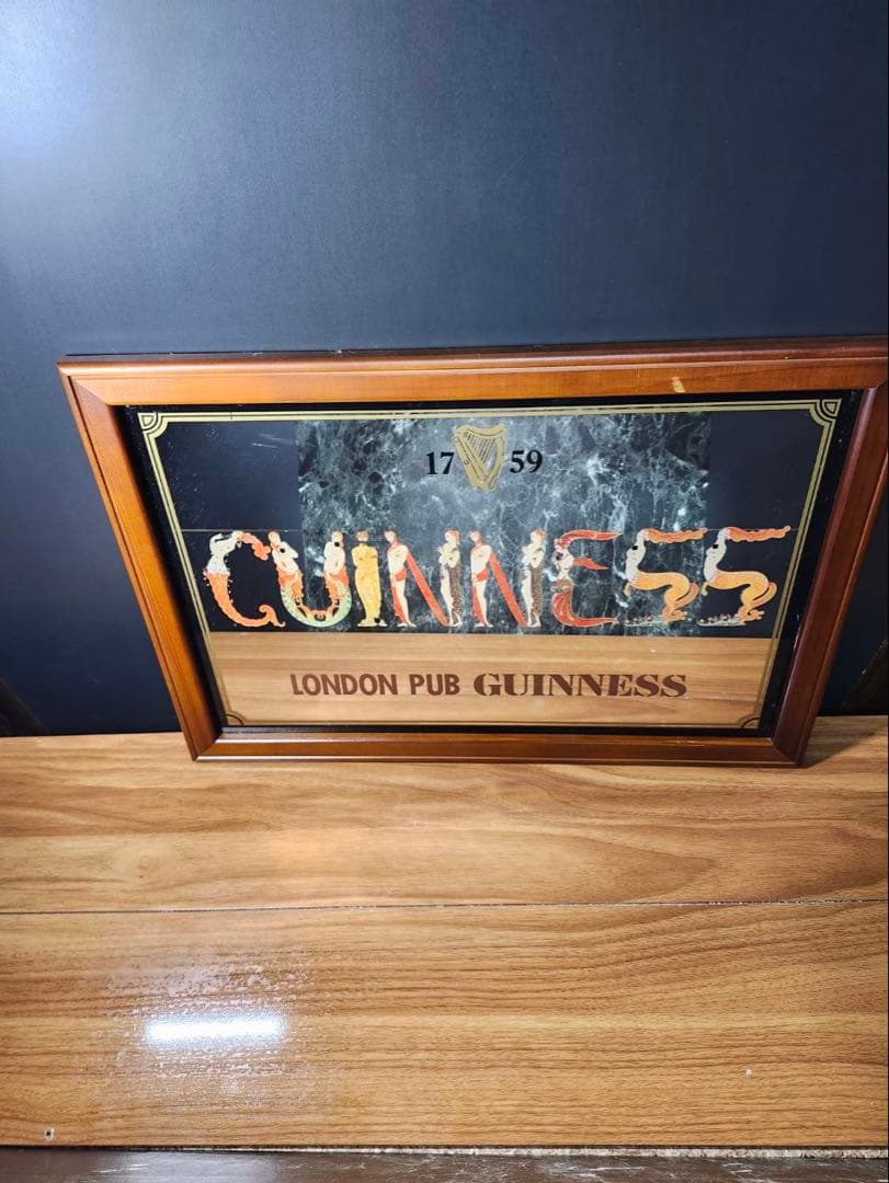 GUINNESS 壁掛けミラー　パブミラー　インテリア　アンティーク
