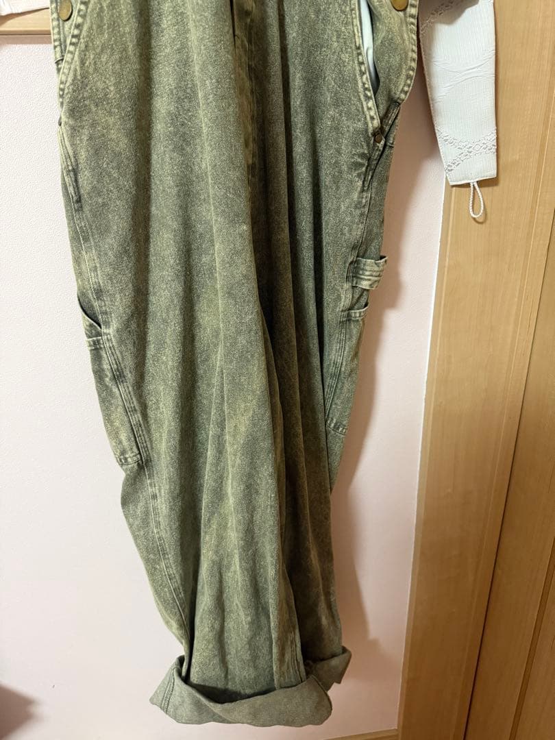 オリーブグリーン サロペット eLur