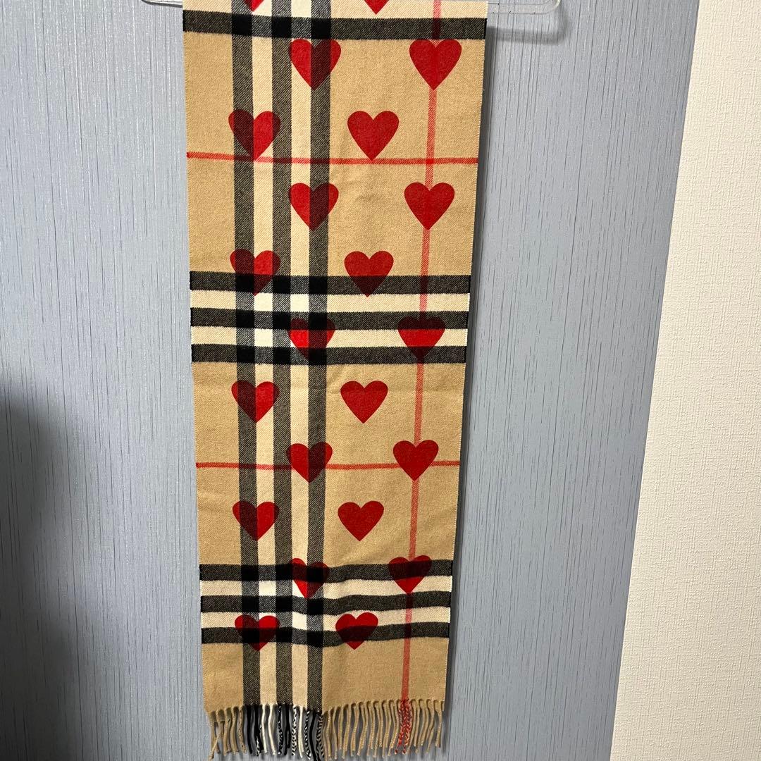 《アフターサービスカード付き》バーバリー　ハート　カシミヤマフラー